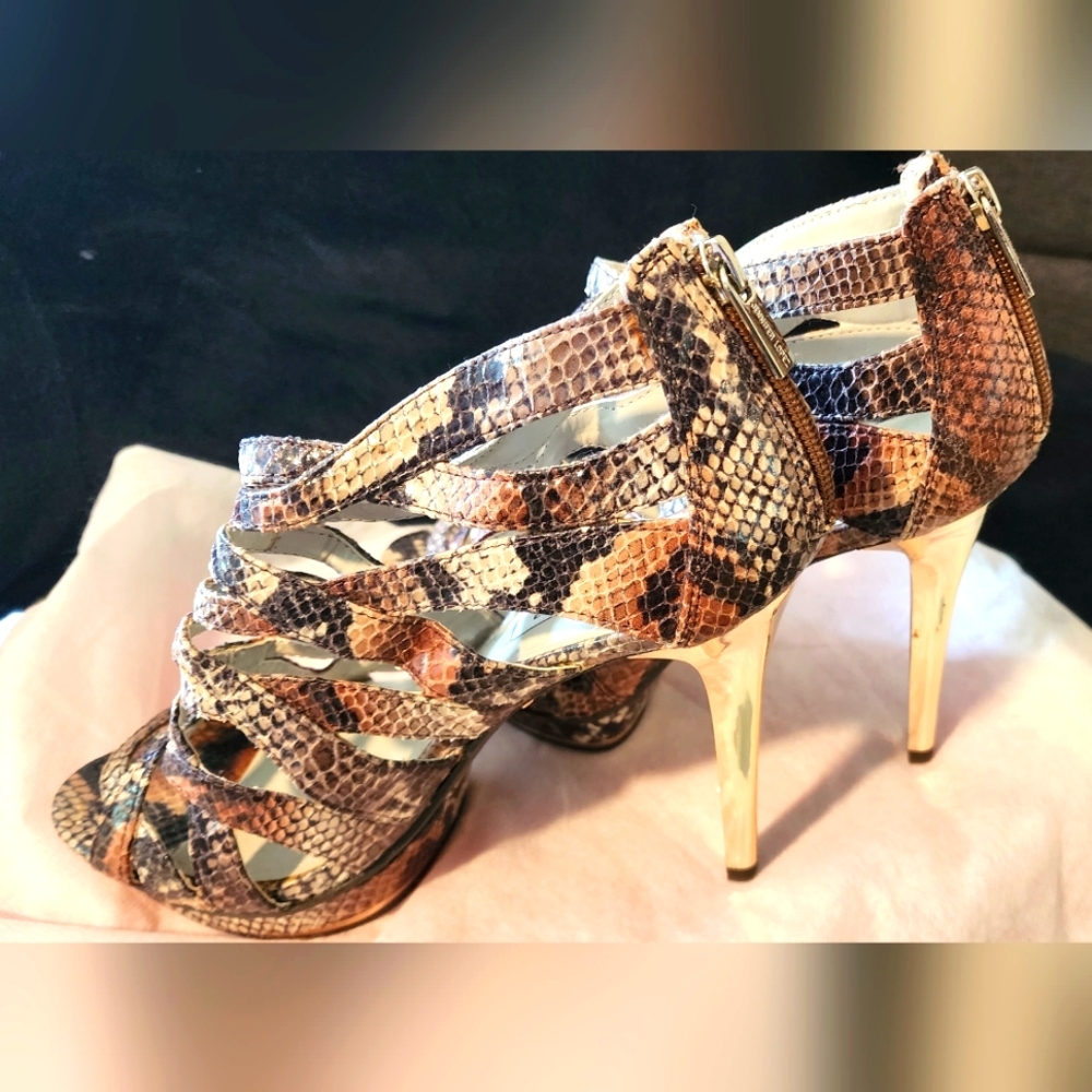 JLO JENNIFER LOPEZ Vivien Sandal